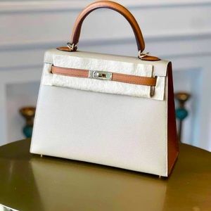 Hermes ! Really rare 2 color k25